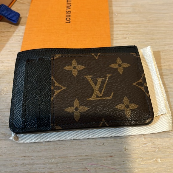 Louis Vuitton side up card holder LVmonogram black Other side large LV tan/taupe - Picture 8 of 10